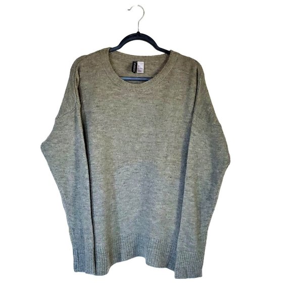 H&M Sweaters - H&M Womens Top Green L Oversized Comfy Sweater  NWOT